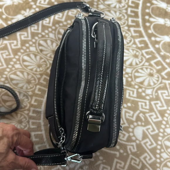 Nylon-Leather Crossbody Bag Unisex Great for Travel - Picture 5 of 11